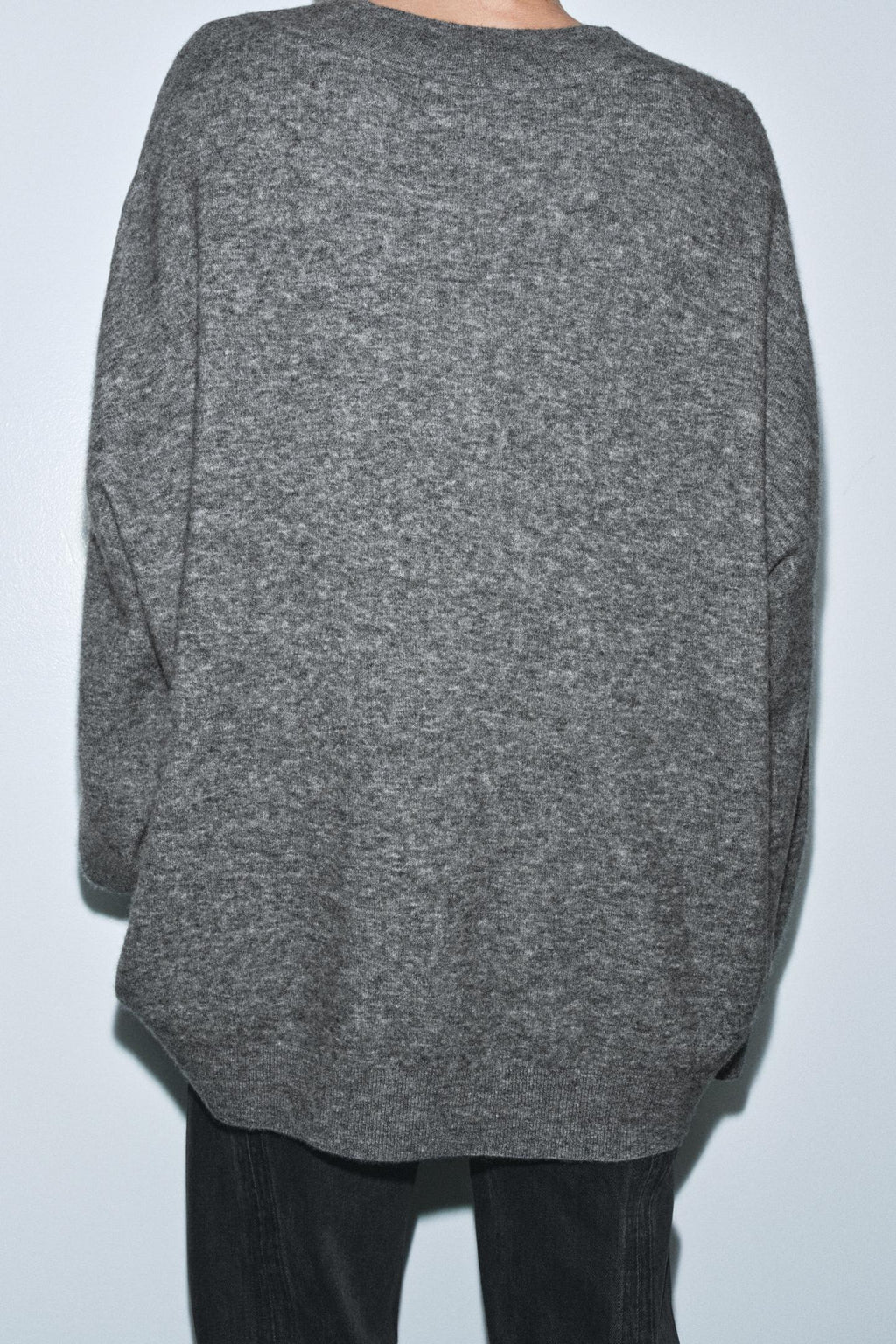 PULL OVERSIZE AVEC LAINE