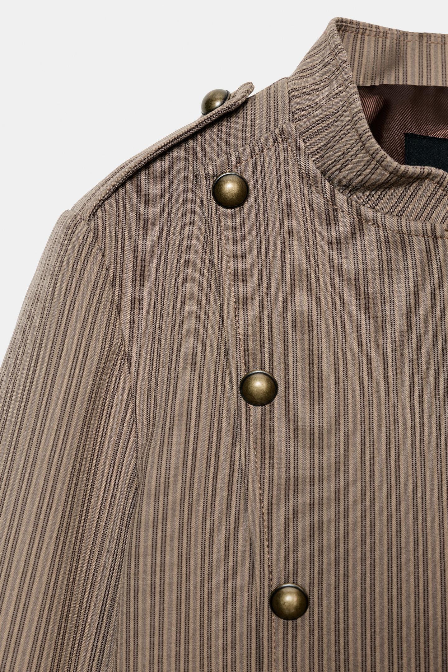 VESTE AJUSTÉE À RAYURES