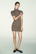 ROBE COURTE EN MAILLE