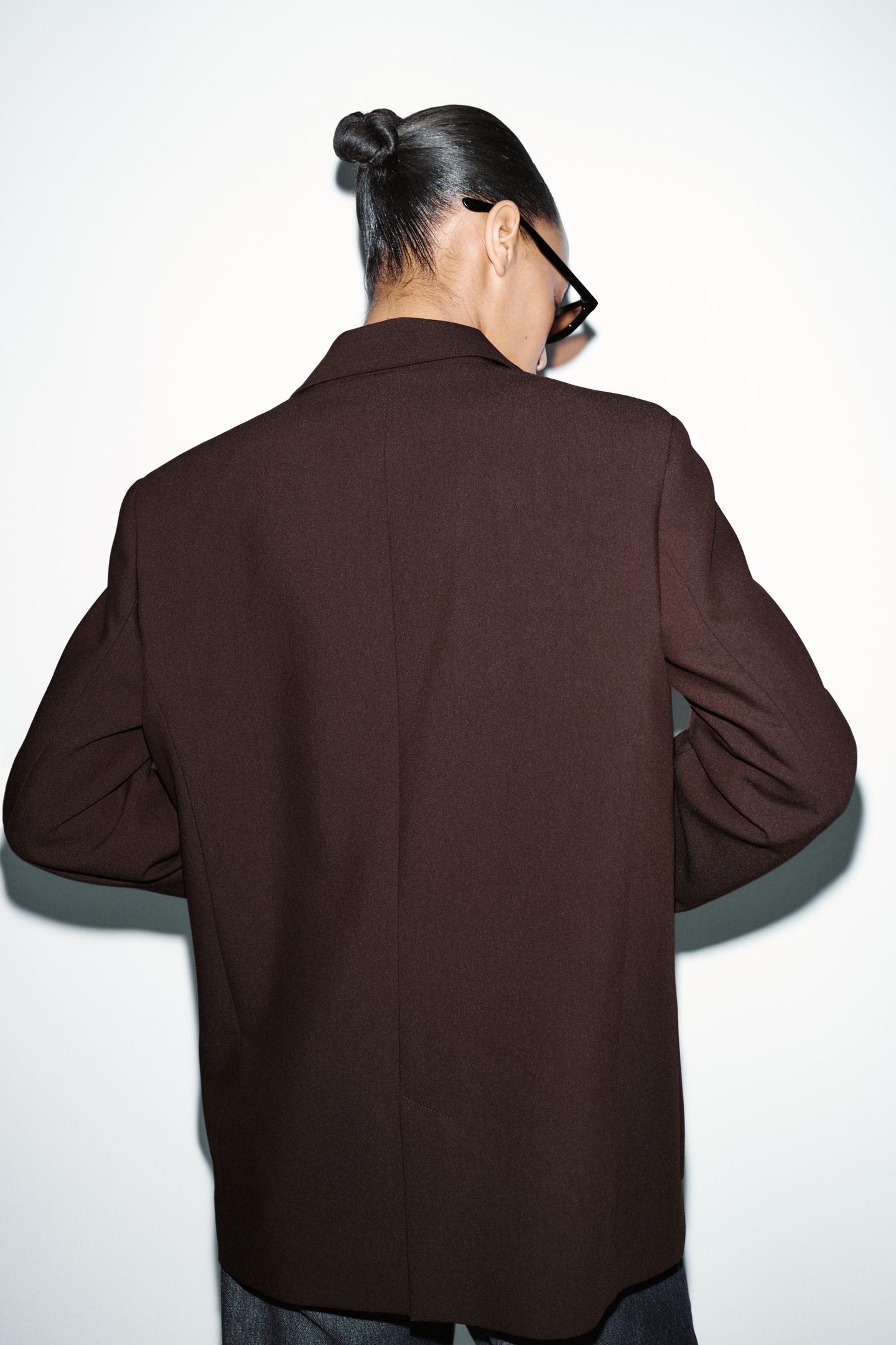VESTE DROITE À ÉPAULETTES