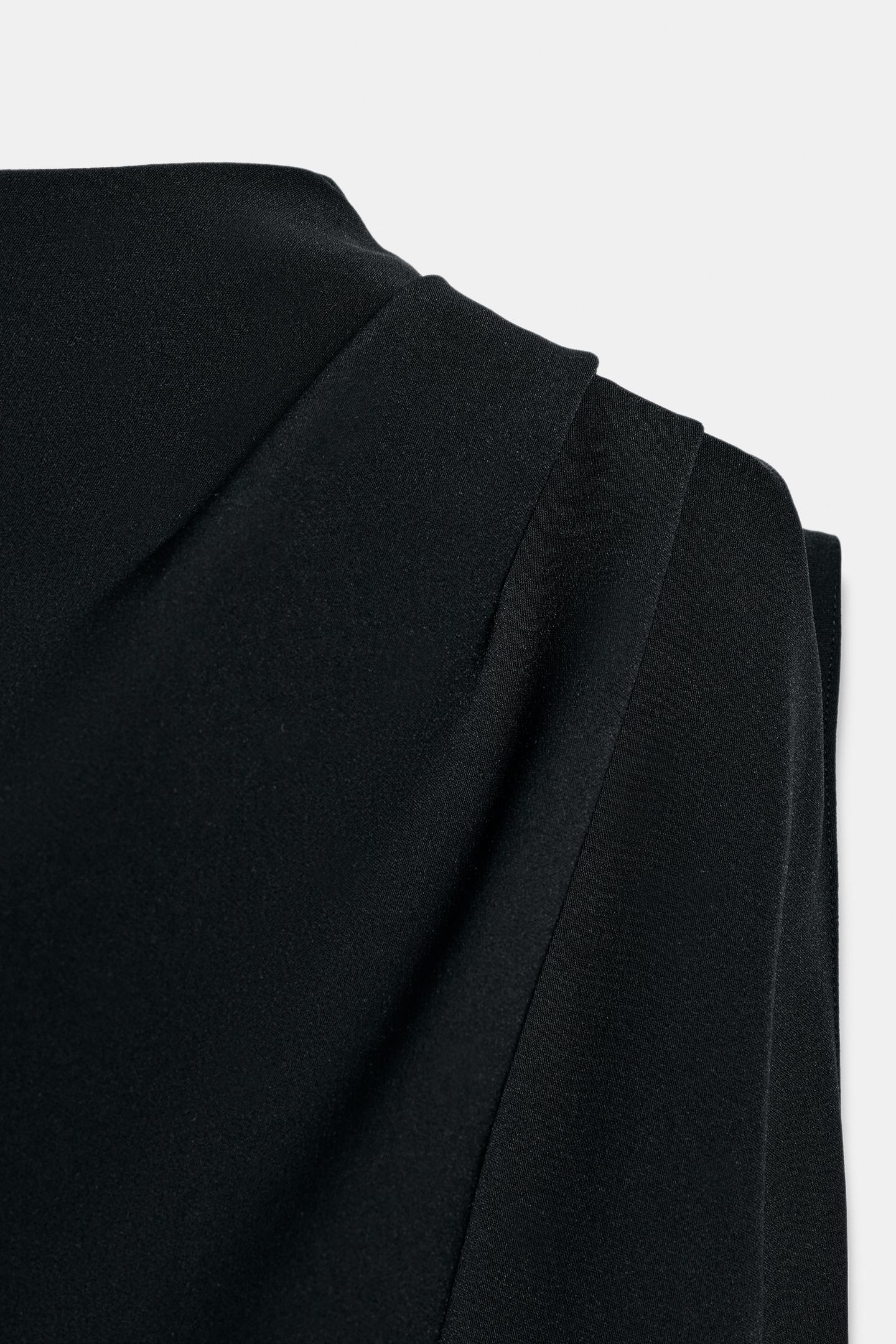 Robe mi-longue asymétrique