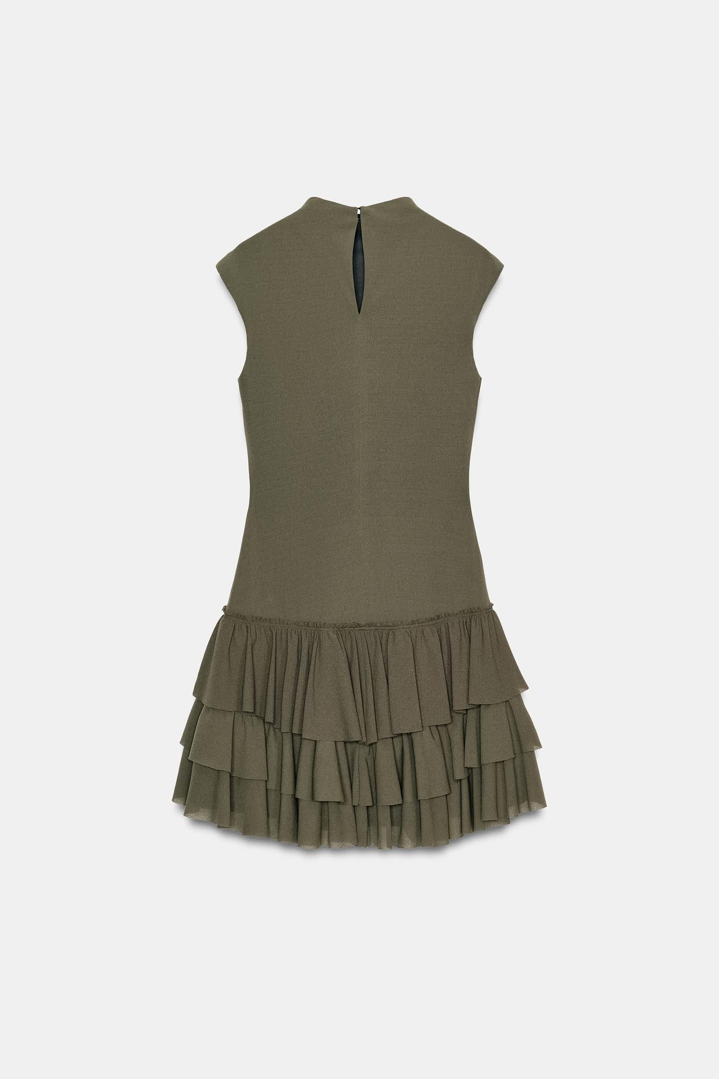 ROBE COURTE À VOLANTS