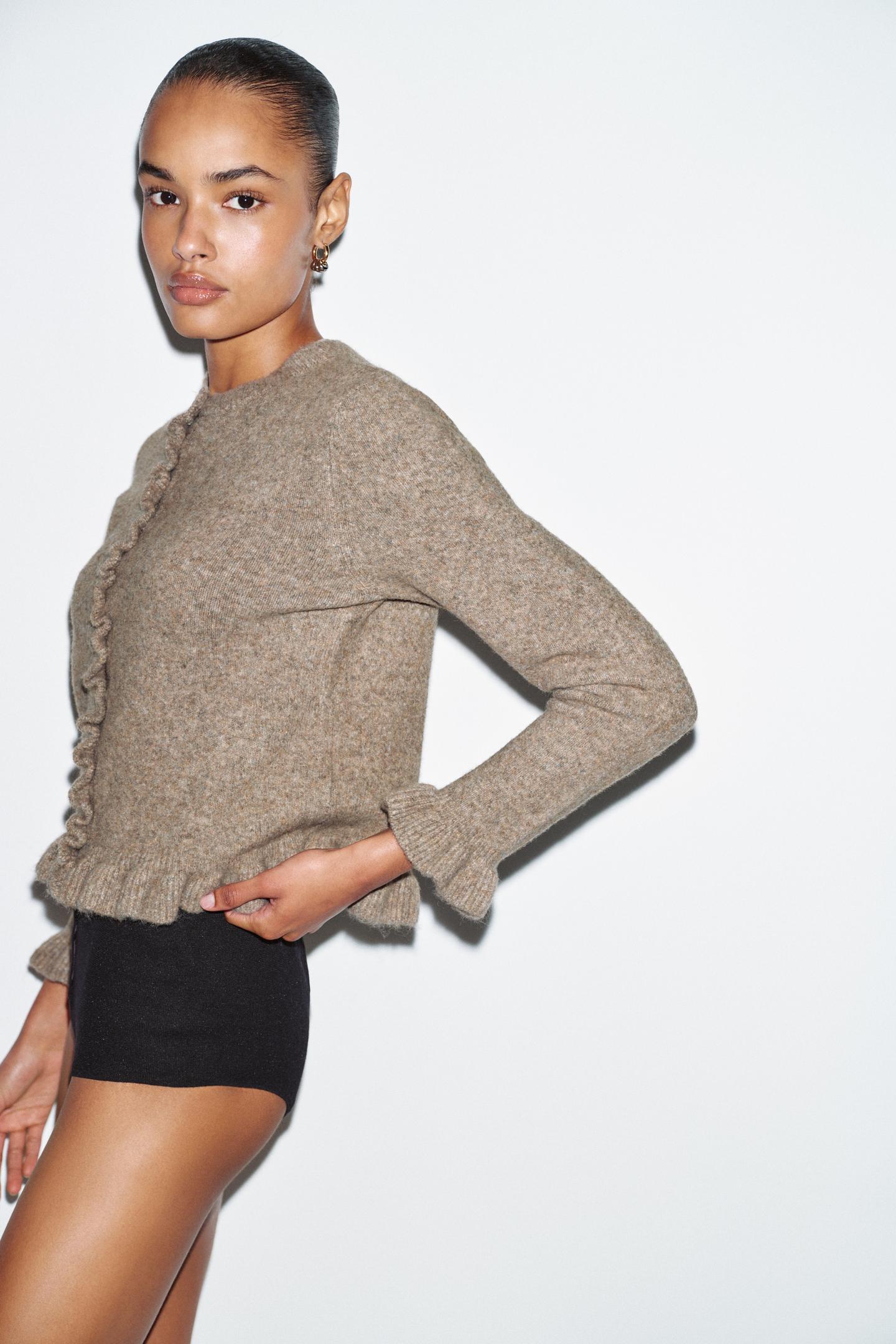 GILET EN MAILLE UNIE À VOLANTS