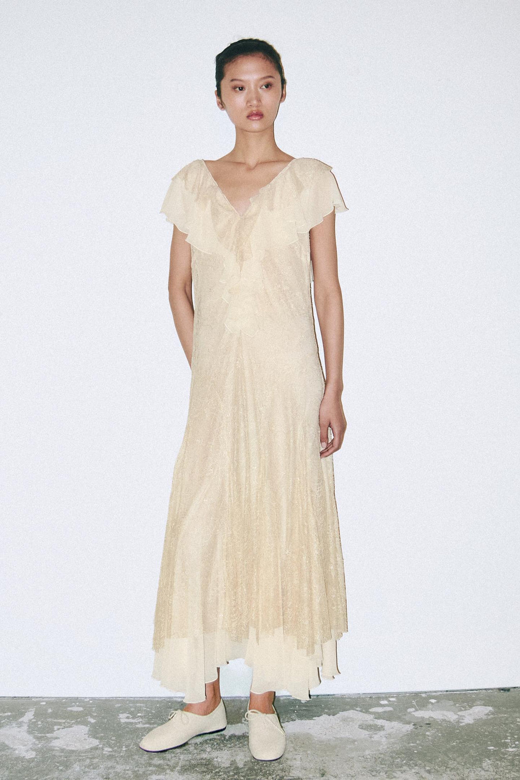 ROBE VOLANTS DENTELLE EZ SIGNATURE