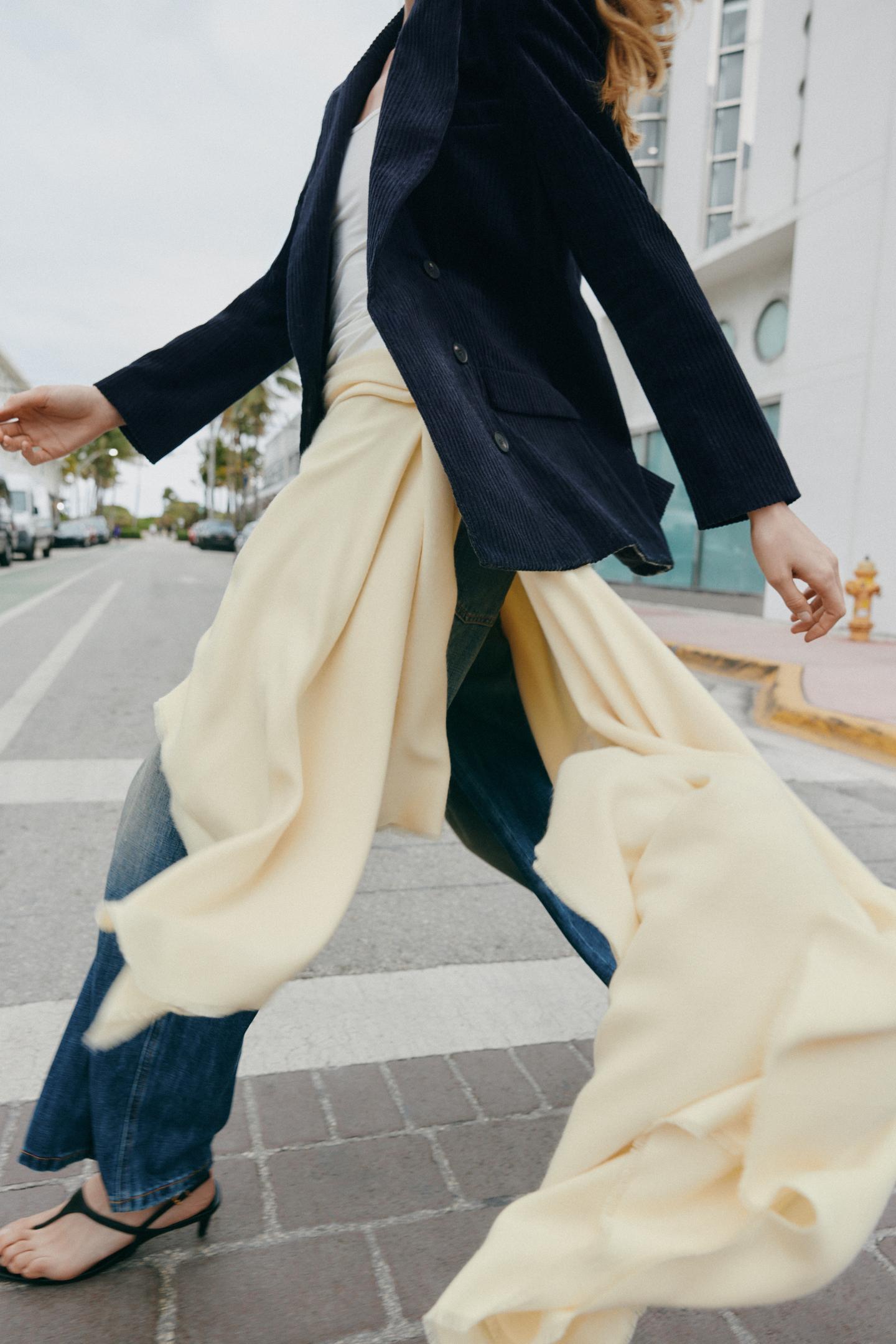 BLAZER EN VELOURS CÔTELÉ ET ÉPAULETTES EZ SIGNATURE