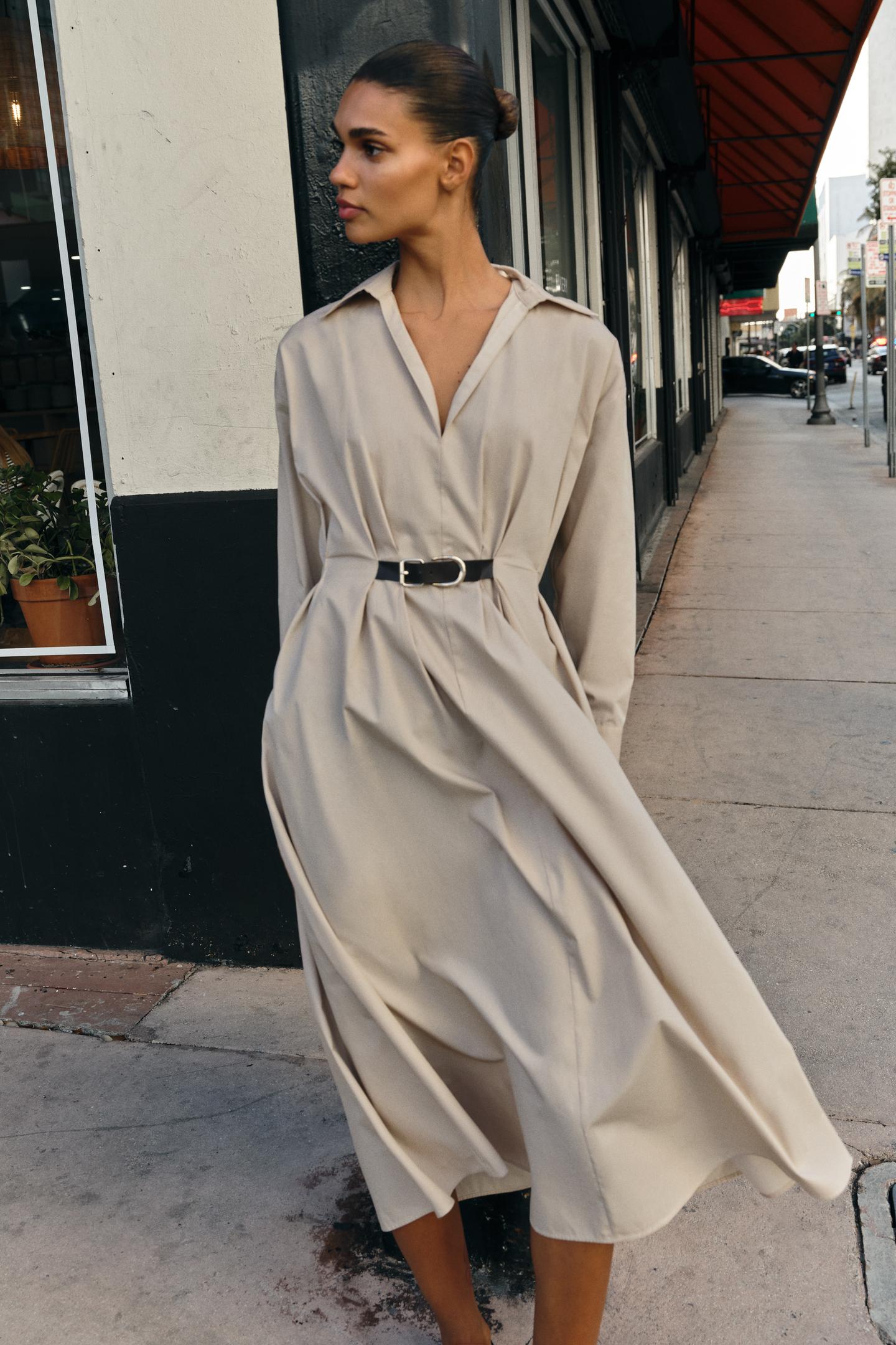 ROBE MI-LONGUE AVEC CEINTURE