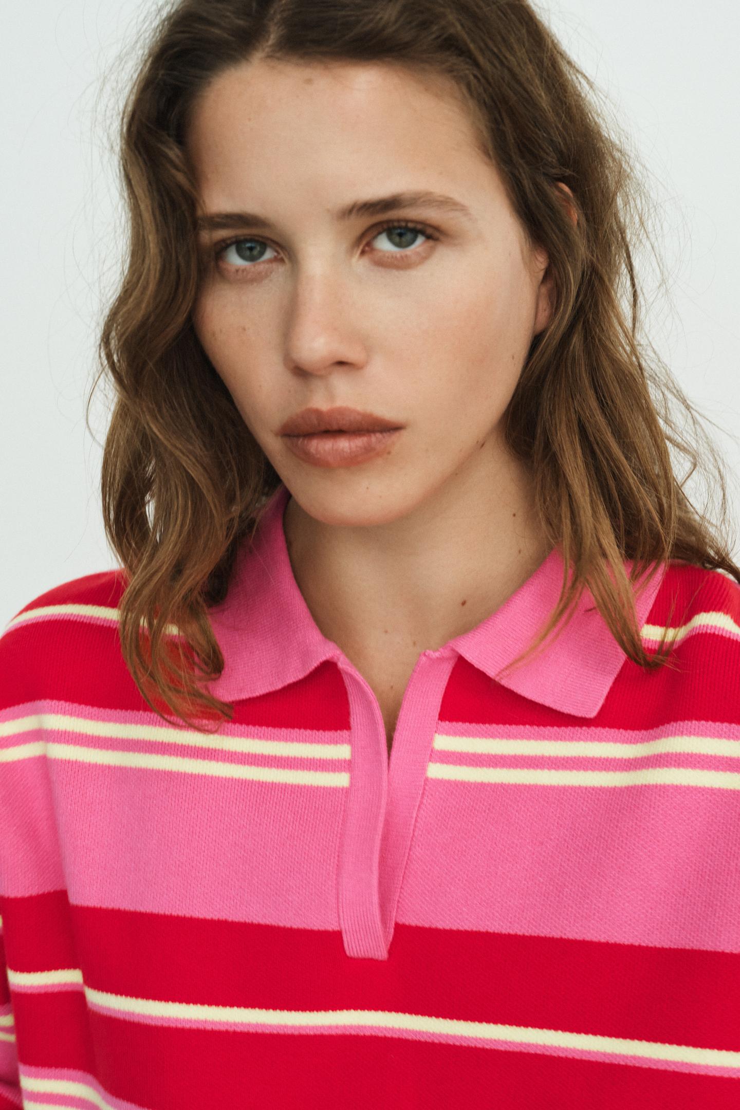 POLO EN MAILLE À RAYURES