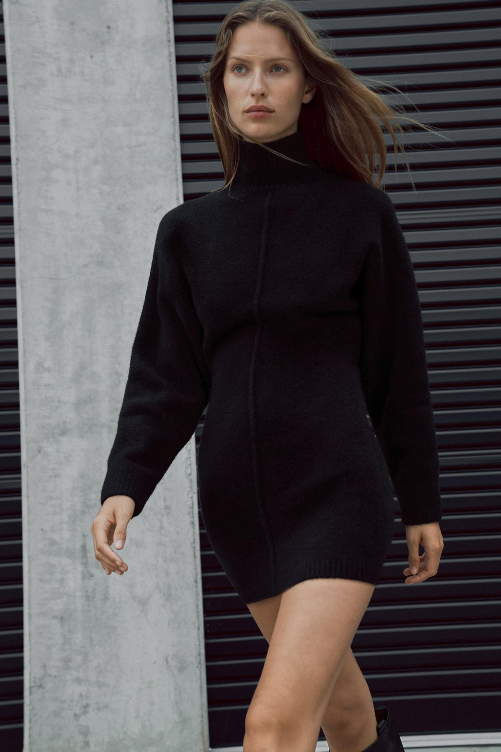 ROBE COURTE EN MAILLE DOUCE