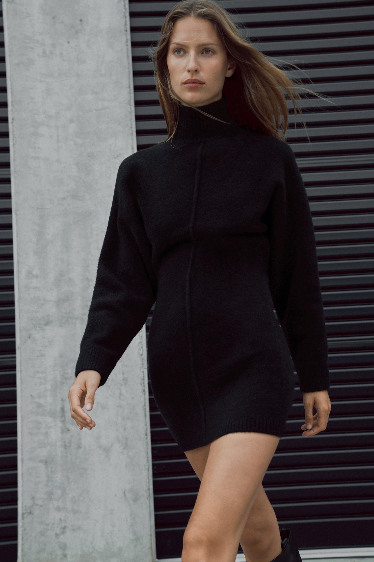 ROBE COURTE EN MAILLE DOUCE