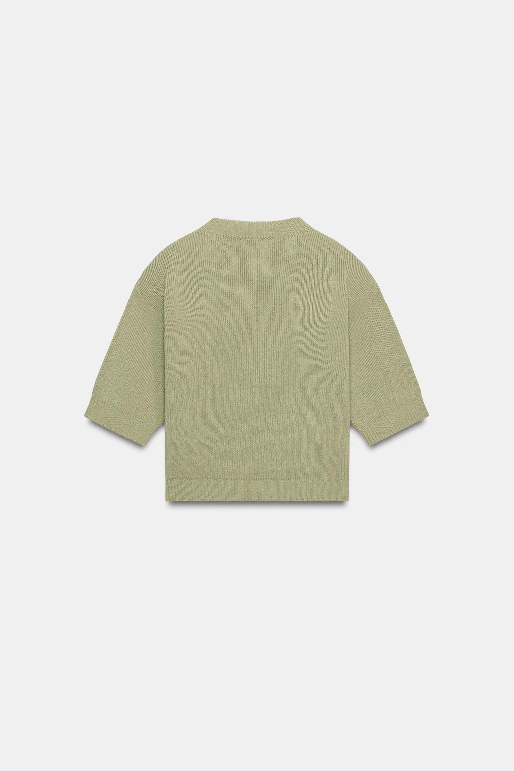 PULL EN MAILLE AVEC ÉPAULETTES