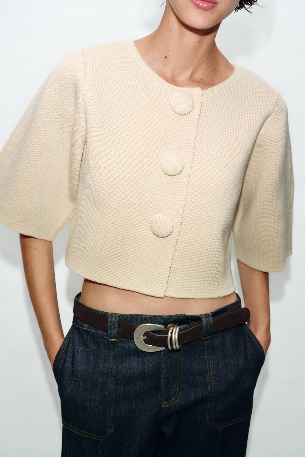 GILET COURT EN MAILLE