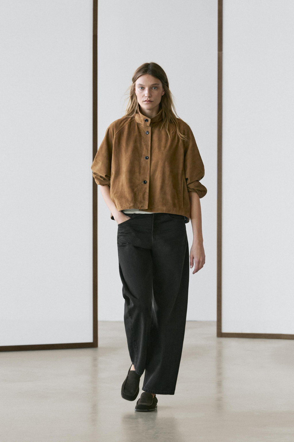 VESTE BOMBER COURTE EN CUIR EFFET DAIM