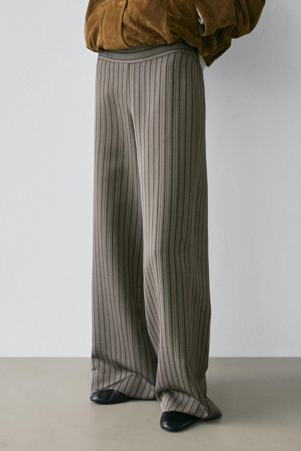 PANTALON LARGE À RAYURES