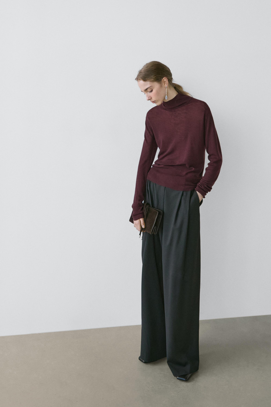 PANTALON LARGE À PINCES STUDIO