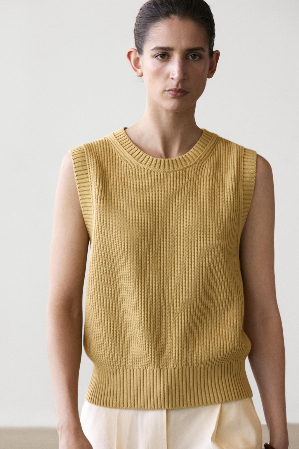 VESTE SANS MANCHES EN MAILLE DE COTON À COL ROND