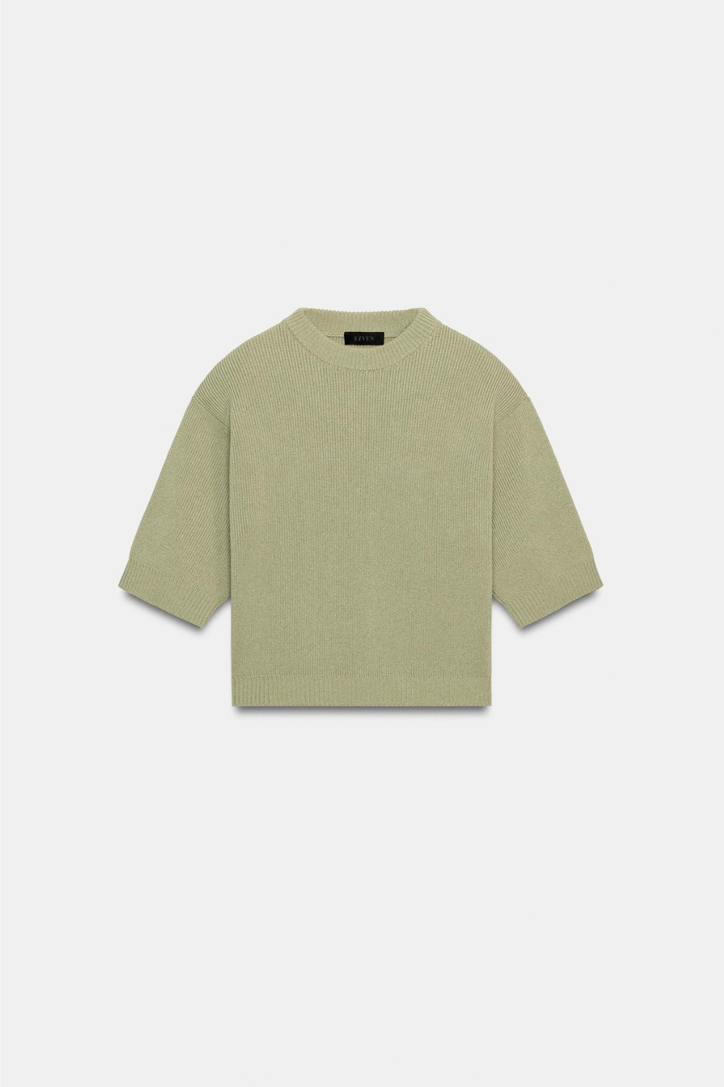 PULL EN MAILLE AVEC ÉPAULETTES